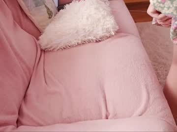 webcam girl clementine__ live cam image #8614134