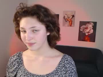 webcam girl cherry_lea_ live cam image #7238899