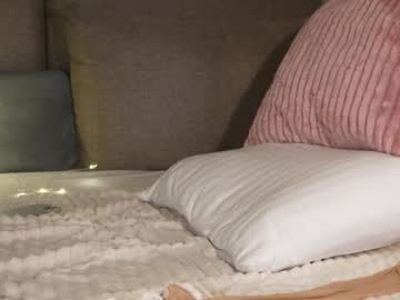 webcam girl yournaughtymiss live cam image #11890364