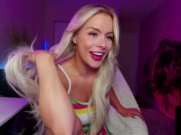 webcam girl oliviaowens live cam image #11797862