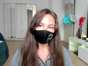 webcam girl leyla_on_sport live cam image #3473930