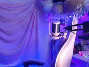 webcam girl ccinnamon live cam image #4013305