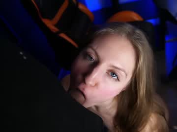 webcam girl hotchillylovers live cam image #8379221