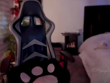 webcam girl nebamazee live cam image #12887851