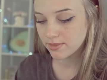 webcam girl mia_milagros live cam image #2016424