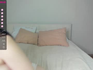 webcam girl cute_caprice live cam image #6457345