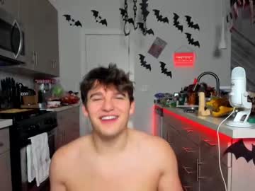 webcam man thejohnnystone live cam image #570238