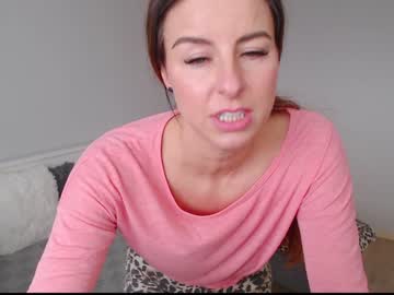 webcam girl emerald_kittycat live cam image #4774339