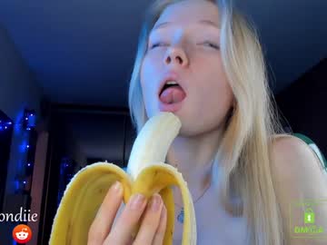 webcam girl bestblondiiecb live cam image #4412733