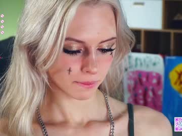 webcam girl audreycarvin live cam image #10645488