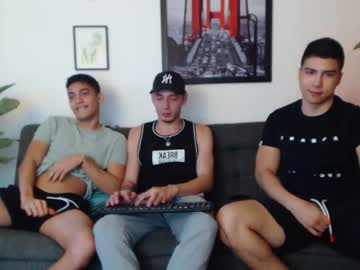 webcam man fratguysonline live cam image #1747710
