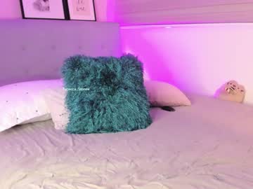 webcam girl rebeccastonee live cam image #5179638