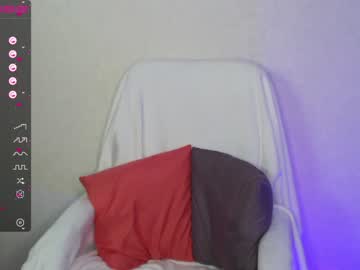 webcam girl yourvirusqueen_ live cam image #3116599