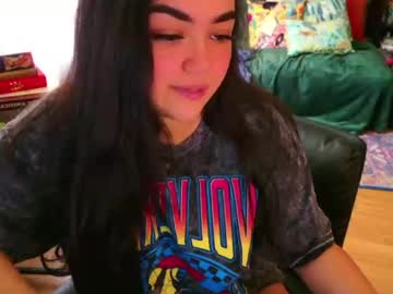 webcam girl annatigarr live cam image #9811667