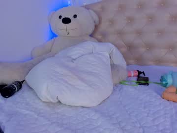 webcam girl emily_____ live cam image #4839865