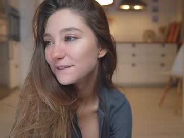 webcam girl mia_elfie live cam image #10613703