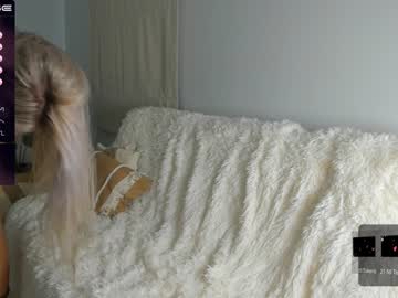 webcam girl smurf19 live cam image #5723450