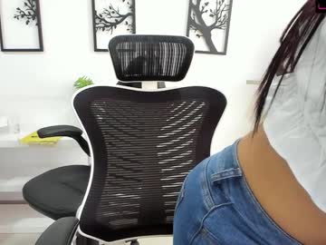 webcam couple emillybrowm live cam image #3025972