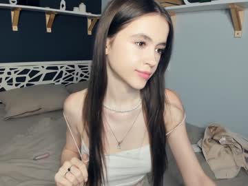 webcam girl thirst_to_love live cam image #9947641
