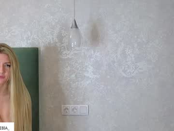 webcam girl ella__sweety live cam image #10530498
