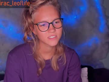 webcam girl carolayers live cam image #3330056