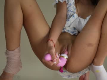 webcam girl shena_nomy live cam image #9533454