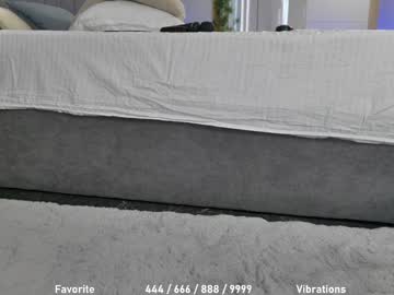 webcam girl celestara live cam image #10919398
