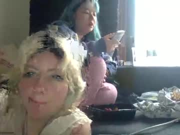 webcam girl lexilovesyou212 live cam image #2013577