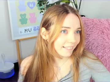 webcam girl thisisamelia live cam image #9159024