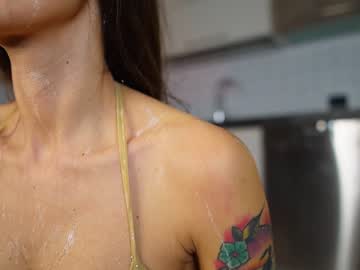 webcam girl therealbonnieclydex live cam image #4807878