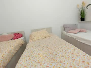 webcam girl ehotlovea live cam image #12735065