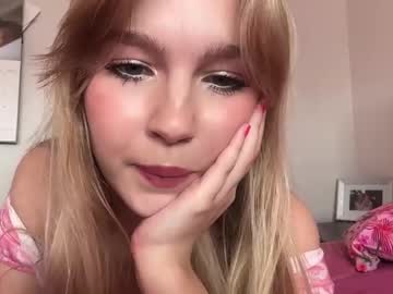 webcam girl kittengirlxo live cam image #11429573