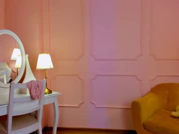 webcam girl cutie_pearl live cam image #4211093