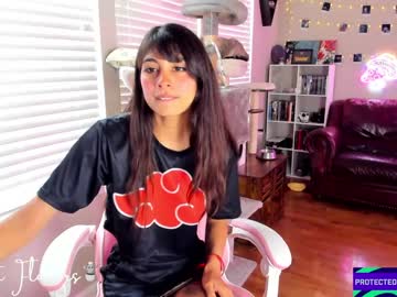 webcam girl violetttflowers live cam image #9319486