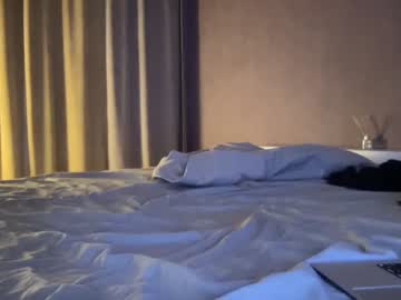 webcam couple deepfeelit1000 live cam image #2042099