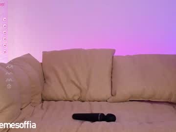 webcam girl kittymeow_xxx live cam image #7440015