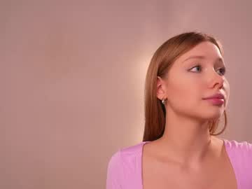 webcam girl april_blush live cam image #12173000