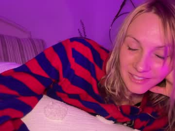 webcam girl kaileeshy live cam image #1231506