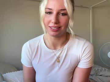 webcam girl skyyler1 live cam image #11324432