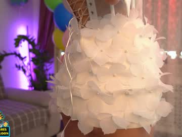 webcam girl sweety_rinushka_ live cam image #10121549