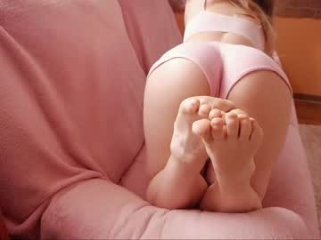 webcam girl clementine__ live cam image #8893509