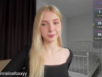 webcam girl oh_honey_ live cam image #7776609