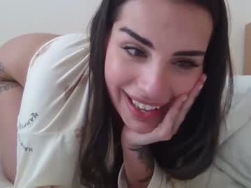 webcam girl chloekittenuk live cam image #9175763