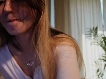 webcam girl sarasuo live cam image #12434021