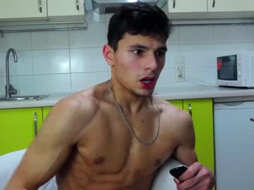 webcam man denhummer live cam image #993377