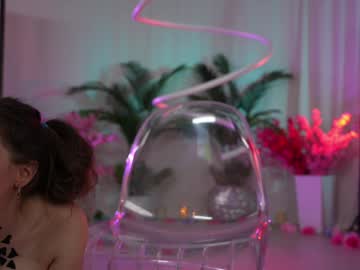 webcam girl kittycaitlin live cam image #10647193