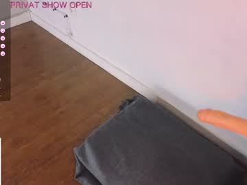 webcam girl kumamonchik live cam image #8733543