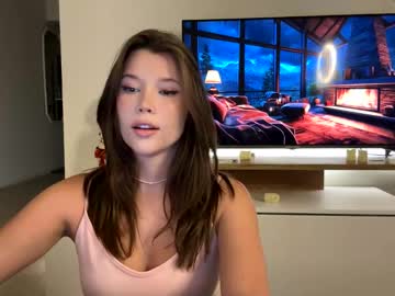 webcam girl bitter_moon live cam image #10088539