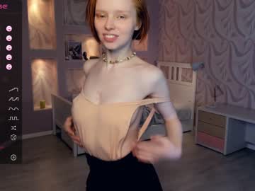 webcam girl gingers_hugs live cam image #7963385