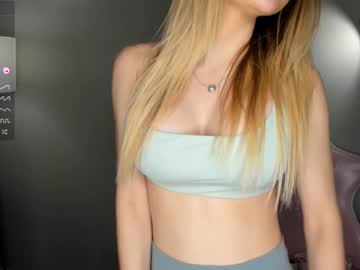 webcam girl harriethudson live cam image #7764399